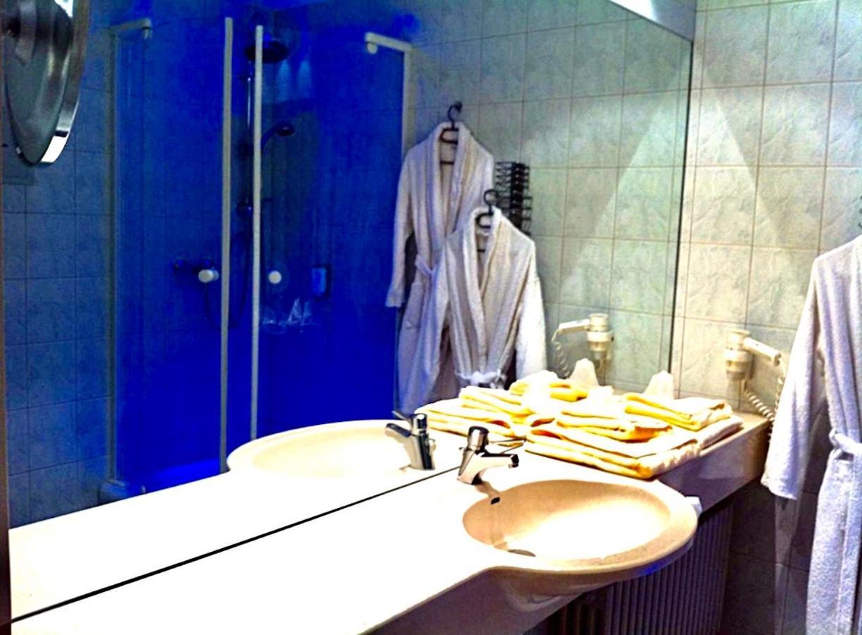 Parkhotel Dallgow-Doeberitz Bagian luar foto
