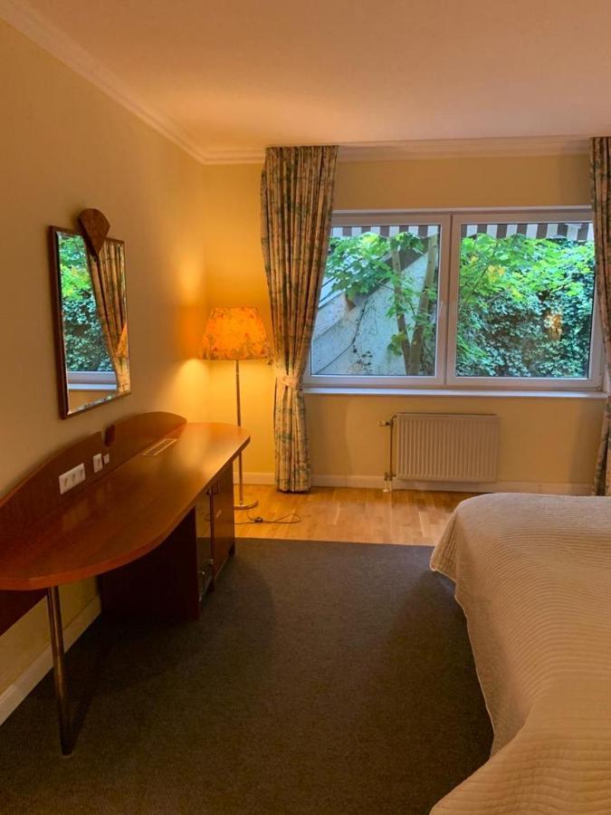 Parkhotel Dallgow-Doeberitz Bagian luar foto